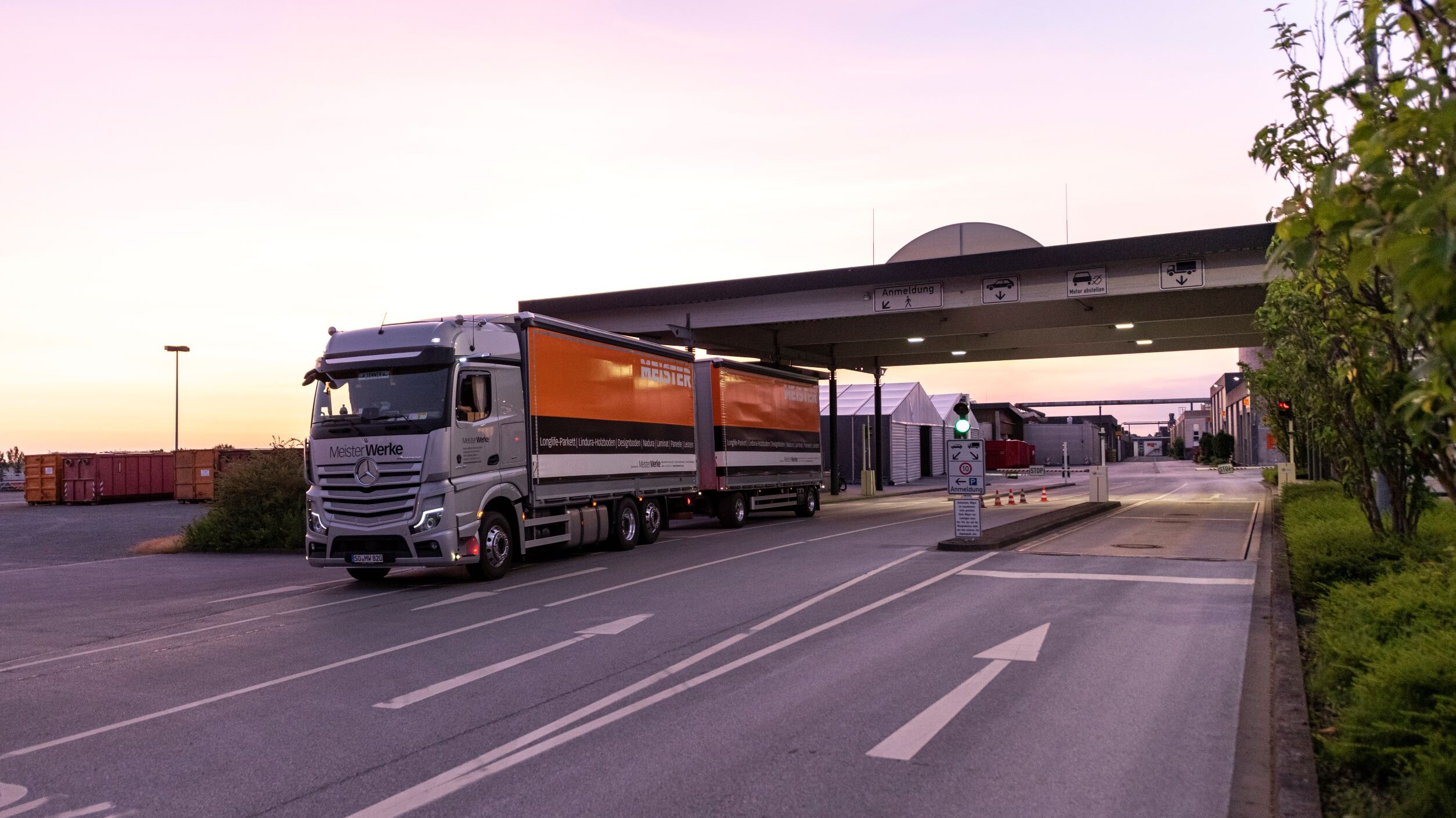 MEISTER-LKW in der Pforte